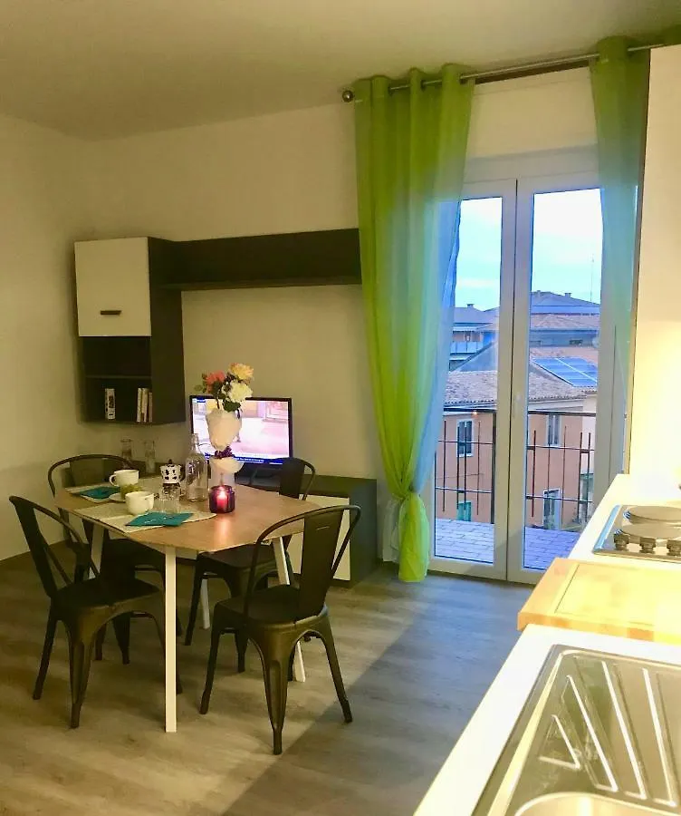 Gipsy Apartments Verona 0*,